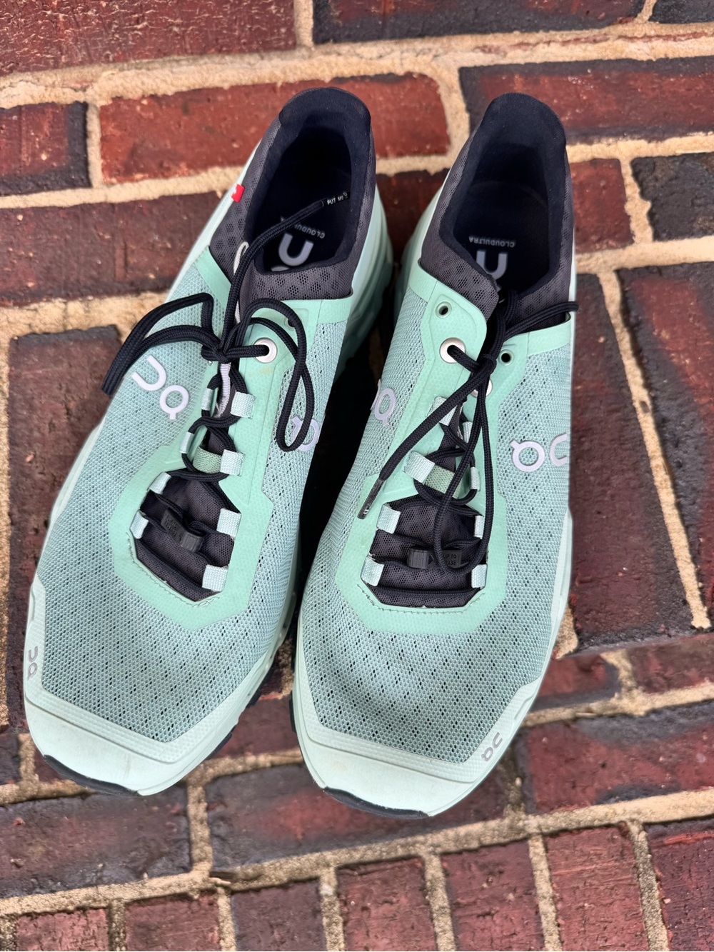 On Running Cloudultra trail running Shoes - Mint/Black